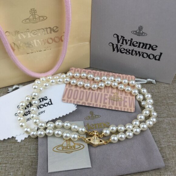 NWT Vivienne Westwood Double Layer Pearl Magnetically Absorbing Button Necelace - Picture 1 of 7